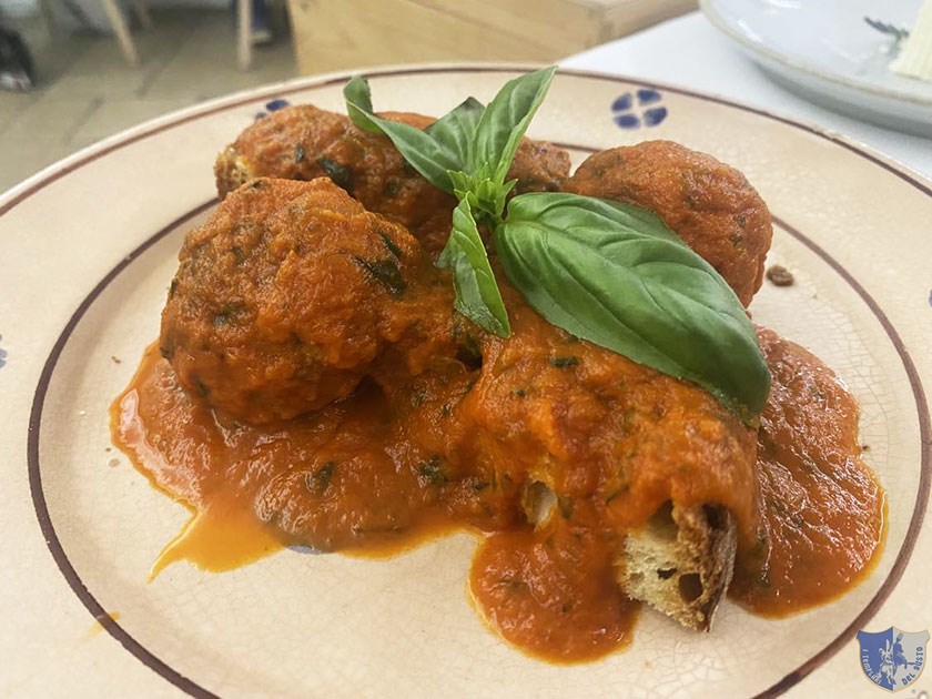 Polpette con pane e ricotta