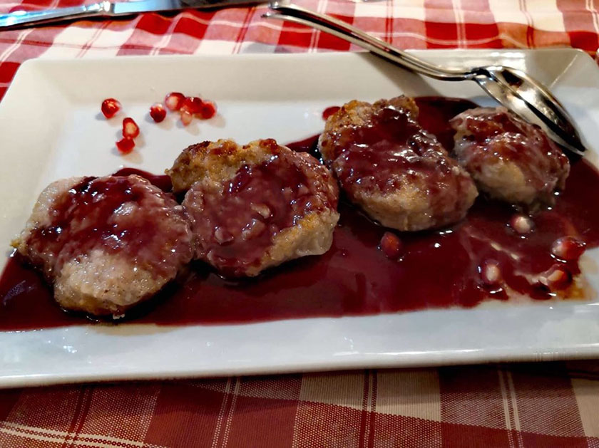 Filetti di maialino all'aglianico