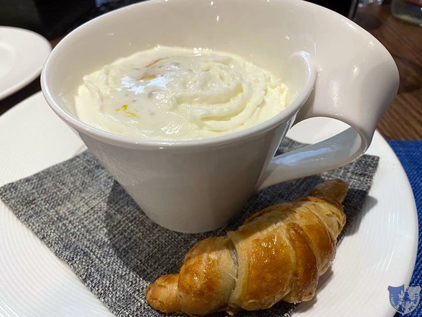 Cappuccino e Cornetto salati