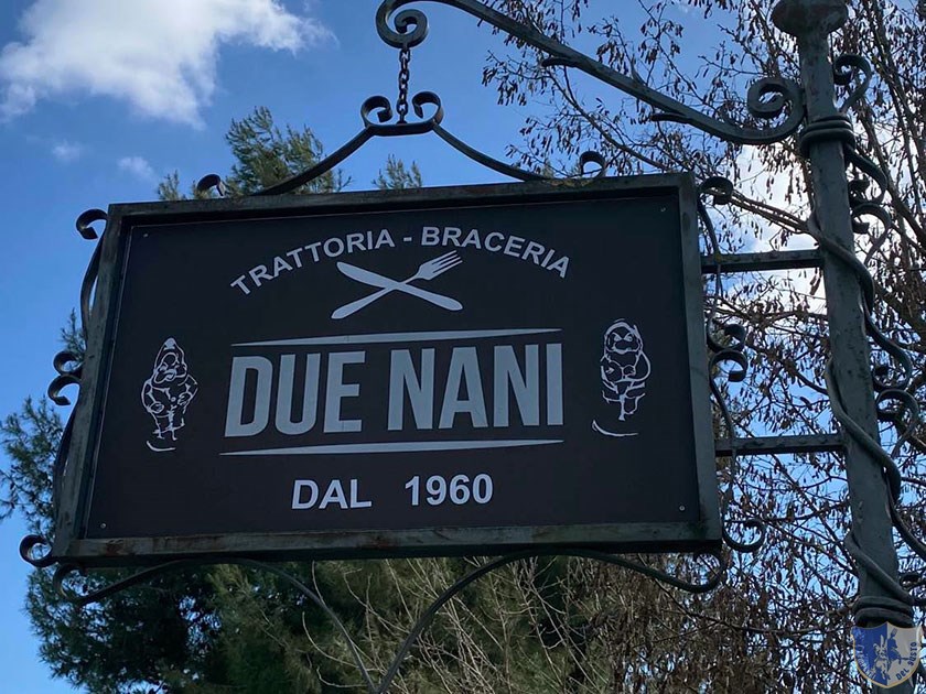 Trattoria Braceria Due Nani Ariano Irpino Insegna Esterna