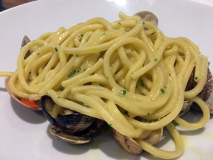 Troccoli cacio limone e vongole