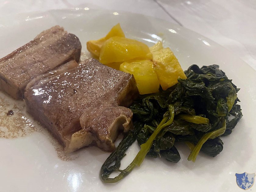 Pancia di Marchigiana cbt con friarielli e patate al forno
