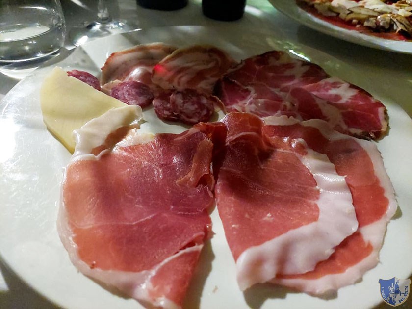 Salumi irpini e caciocavallo