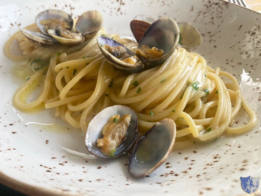 Spaghettoni alle vongole veraci