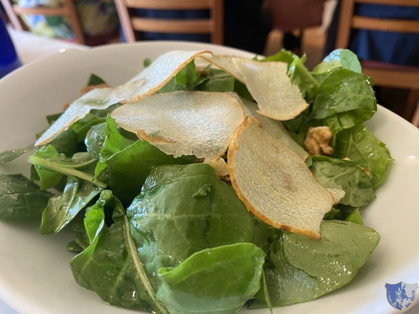 Insalatina di rucola pere e noci