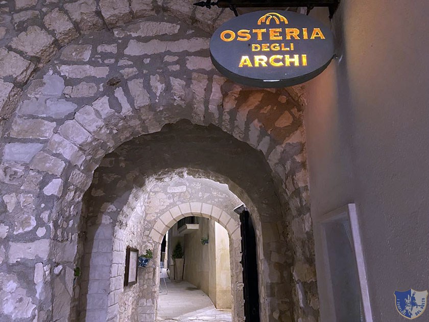 Osteria degli Archi Vieste Insegna Esterna