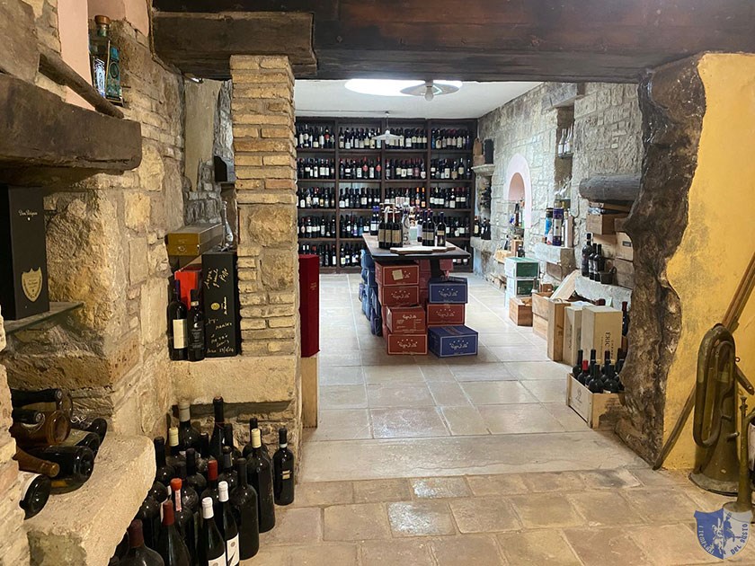 Ristorante Peppe Zullo Orsara di Puglia La cantina del Ristorante