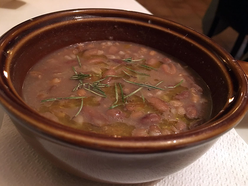 Zuppa di farro e fagioli