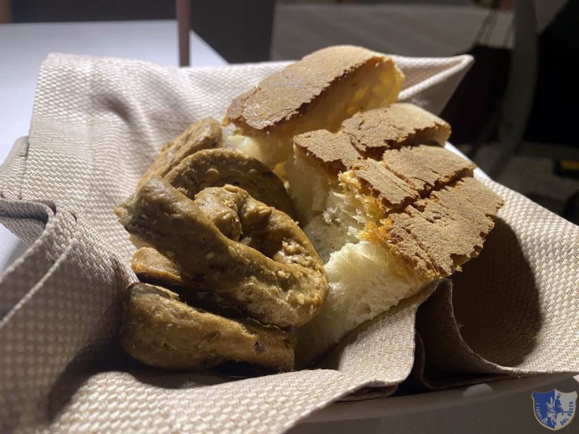 Pane e tarallucci