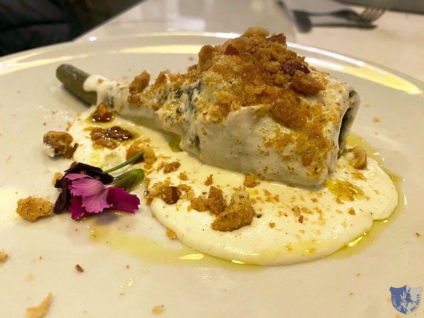 Carciofo in oliocottura su fonduta di pecorino e tarallo sbriciolato