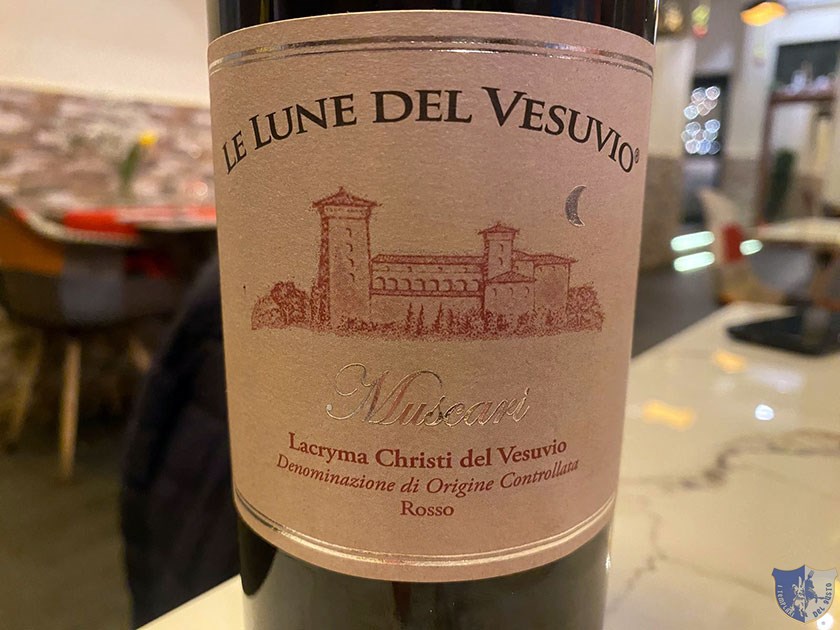 Muscari Lacryma Christi del Vesuvio della Cantina Le Lune del Vesuvio