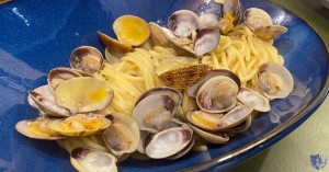 Altr&rsquo;Onde Osteria di mare. Cetara - Spaghetti con vongole e lupini 