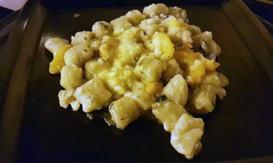 Satyricon. Formia (Lt) - Gnocchi di patate con baccalà e pomodorini gialli 