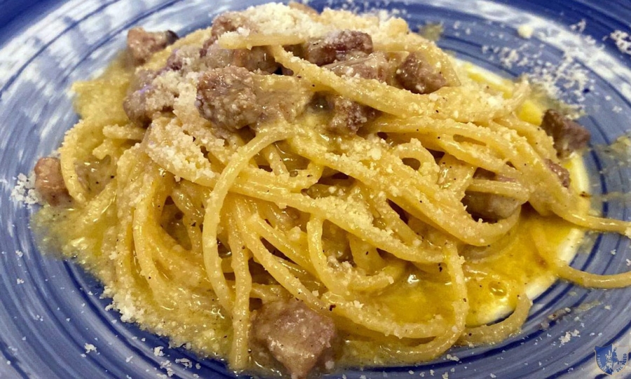 La Taverna di Peschici - Spaghetti alla carbonara di tonno rosso