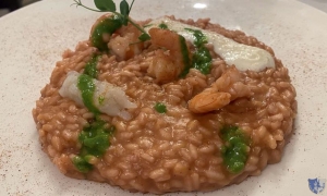 Osteria Al Duomo. Vieste (Fg) -  Risotto ai due crostacei fatto con scampi, mazzancolle, crema di burrata affumicata e limone Femminiello del Gargano