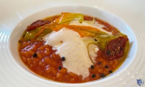 Il Mulino della Signora. Sturno (Av) - Risotto al pomodoro, pesto di fiori di zucca e burrata