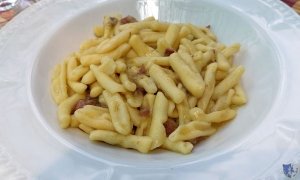 Agriturismo L&#039;Ape Regina Sant&#039;Agata de&#039;Goti (Bn) - Cavatelli con carciofi e pancetta