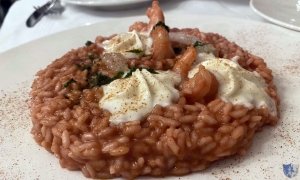 Osteria Al Duomo. Vieste (Fg) - Risotto ai due crostacei con scampi, mazzancolle, crema di burrata affumicata e limone femminiello del Gargano.