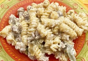 Fusilli con crema di ricotta e carciofi